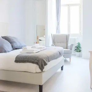 White Fanti Rome